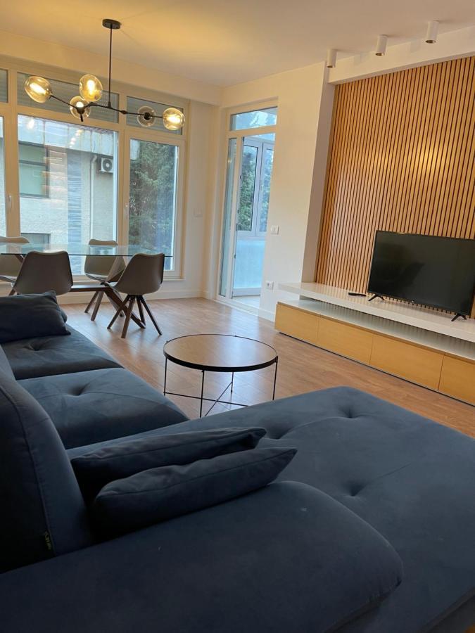 Square Tanners' Bridge Apartment