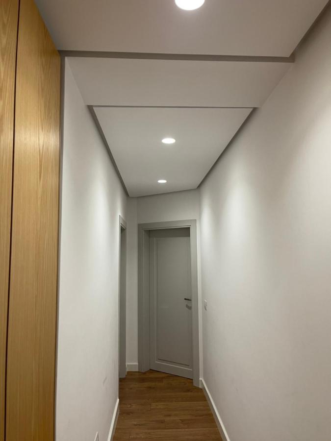 Square Tanners' Bridge Apartment *